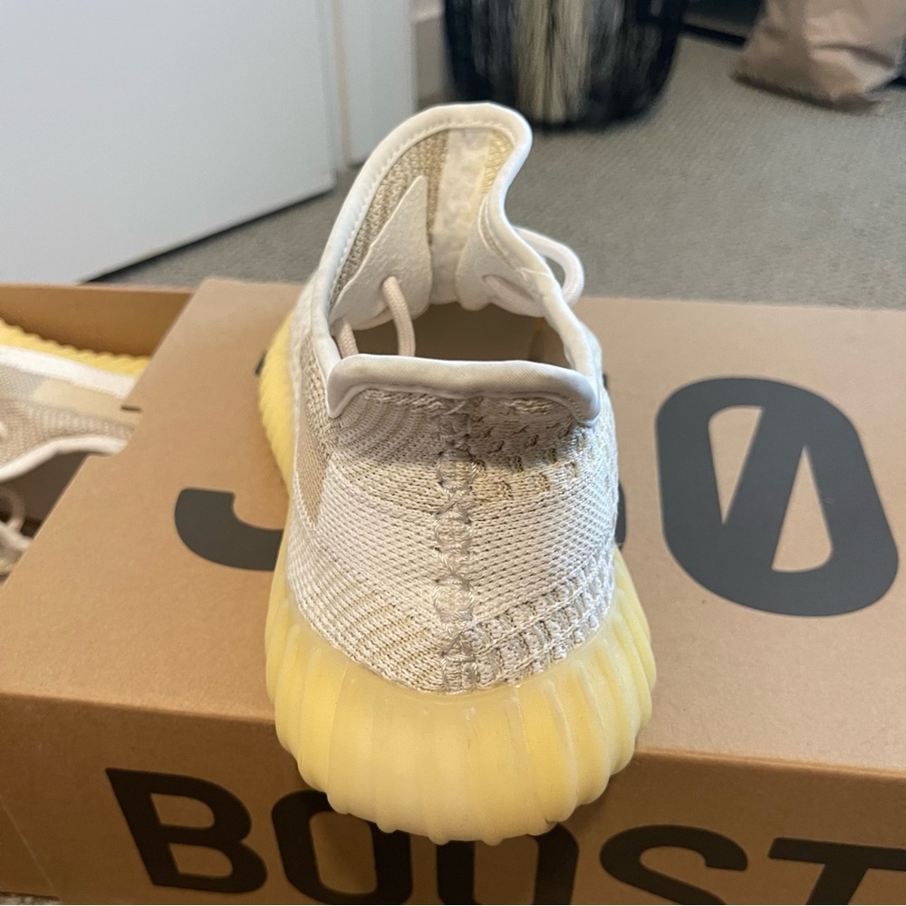 YEEZY BOOST 350 V2 - Abez - Picture 5 of 15